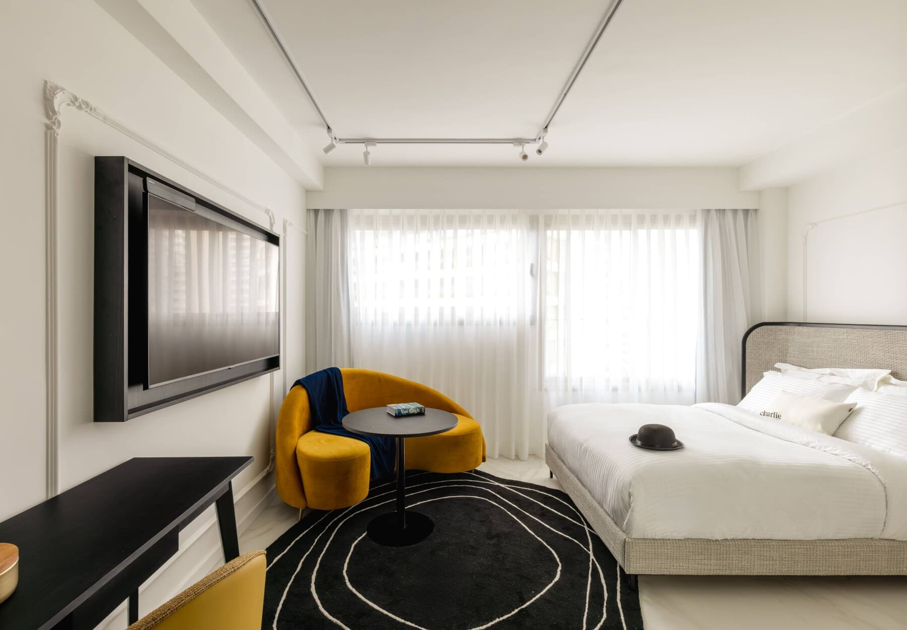 One of a Kind Charlie Hotel Ibirapuera