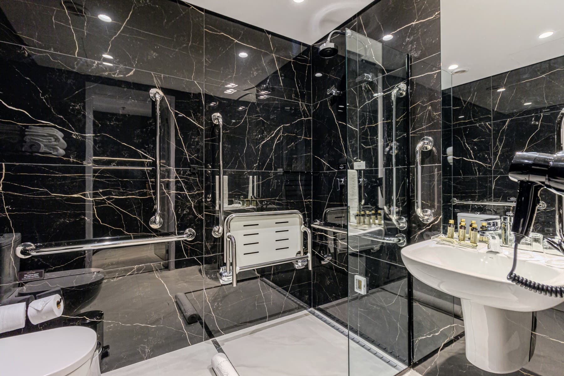 One of a Kind Charlie Hotel Ibirapuera